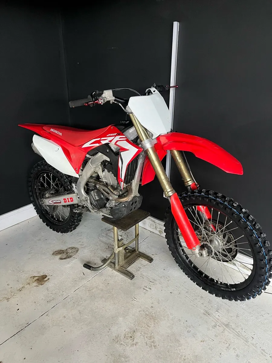 Honda Crf250r - Image 1