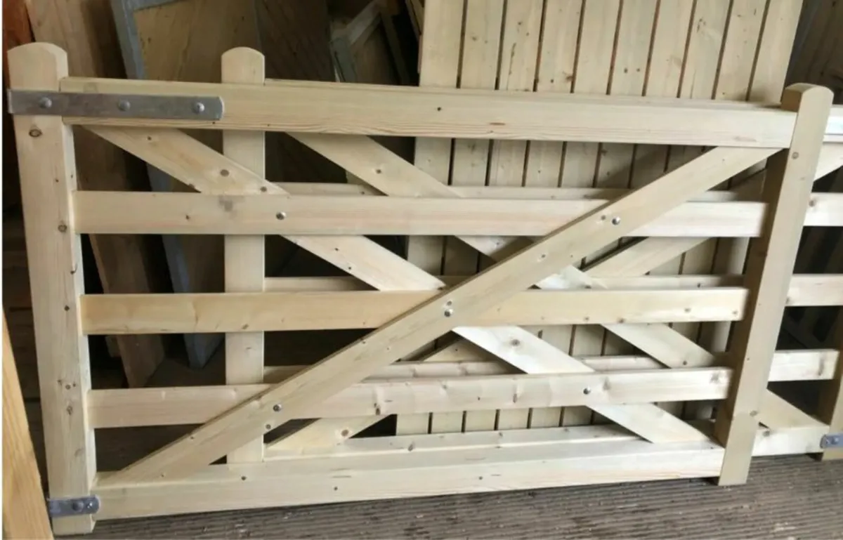 Field Gate Nutgrove Single- made to order - Image 2