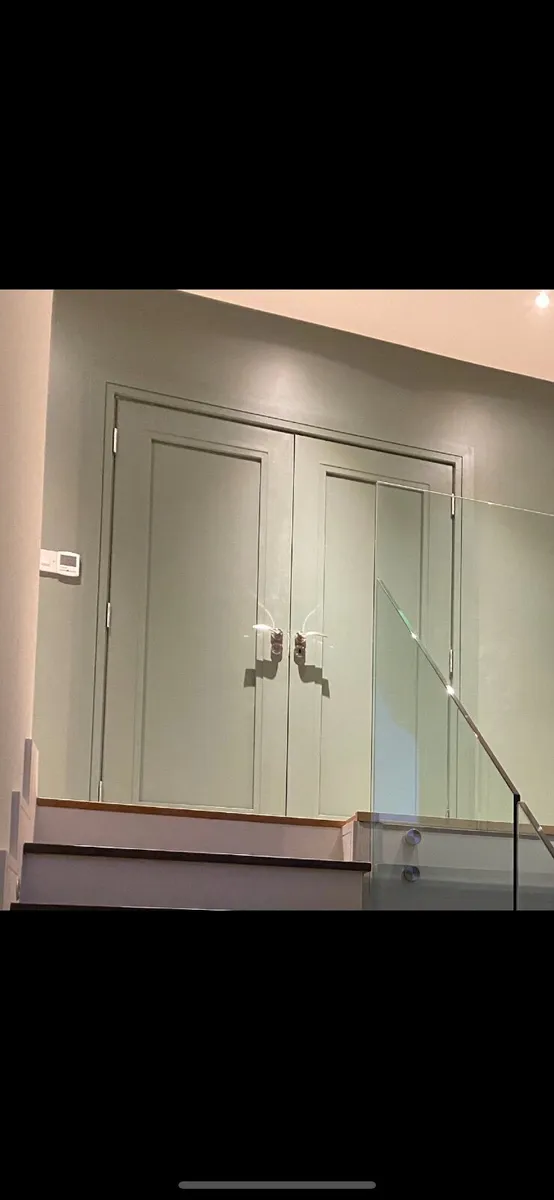 Indoor Doors x 3 (1 single and set of double) - Image 3