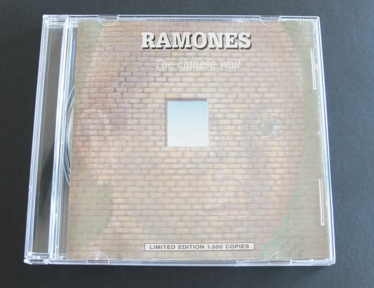 The Ramones, Chinese Wall - Image 1