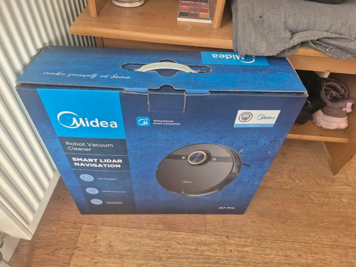 Midea Robot Vacuum – M7 Pro (new, unopened)