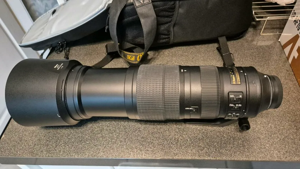 Nikon D800 low Shutter Count Plus 3 Quality lens - Image 3