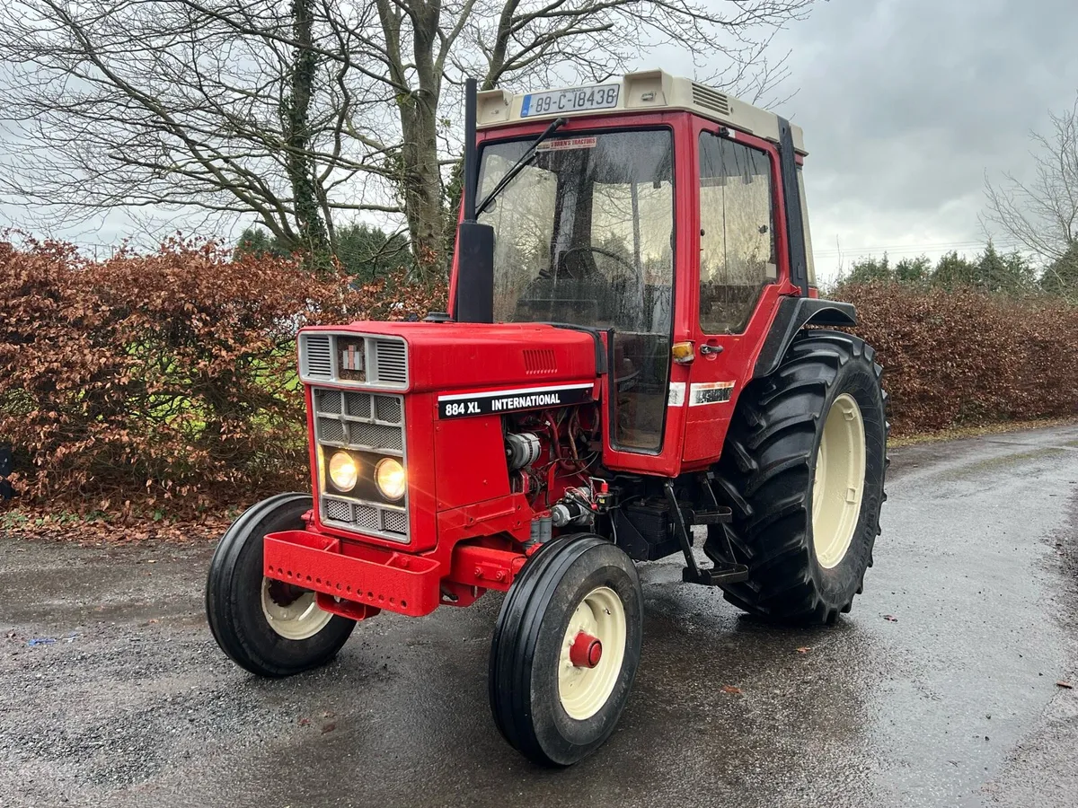 Case International 884 XL - Image 1