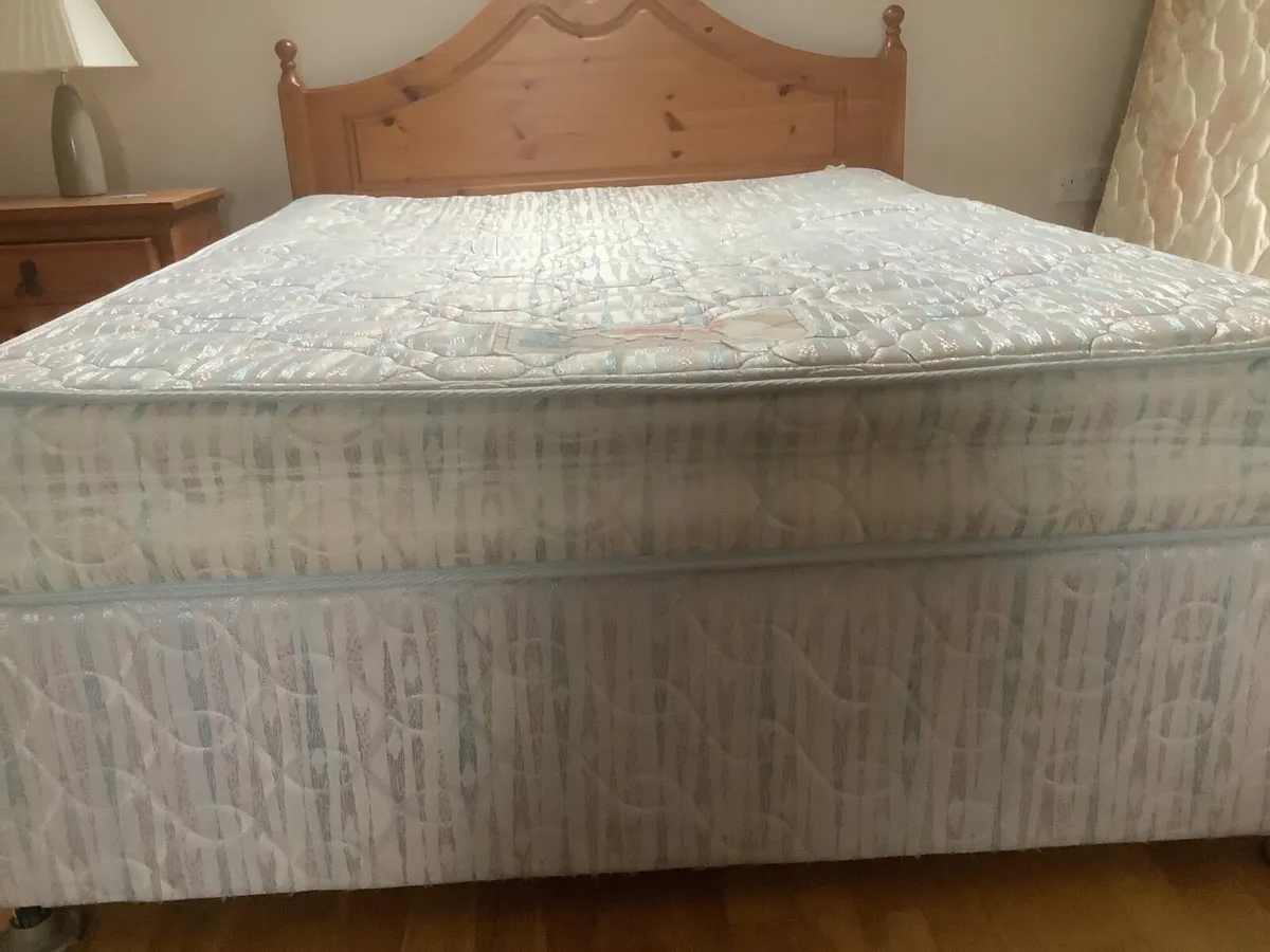 Double divan bed - Image 4