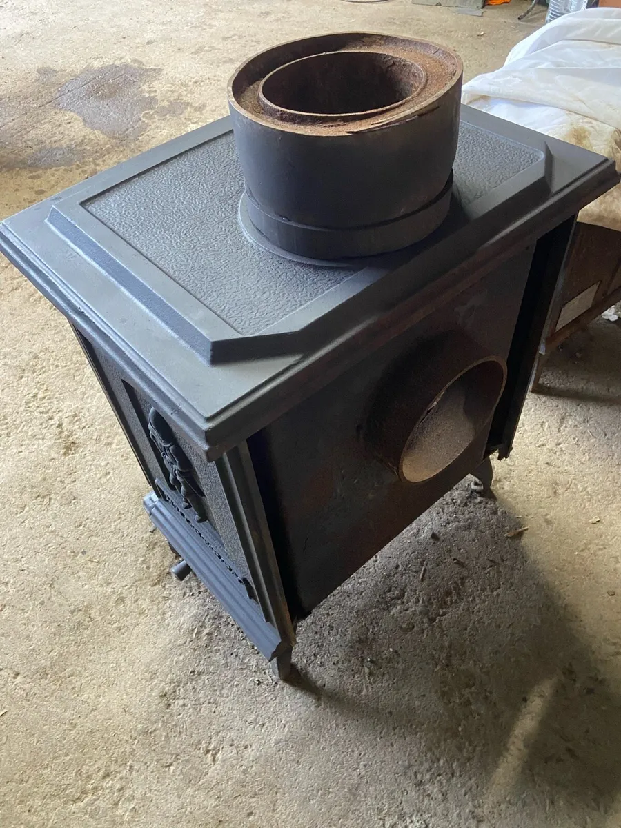 Stove - Image 4