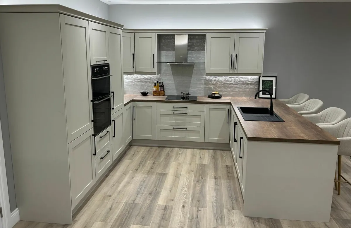 Surplus Stock Kitchens - Assembled - Image 2