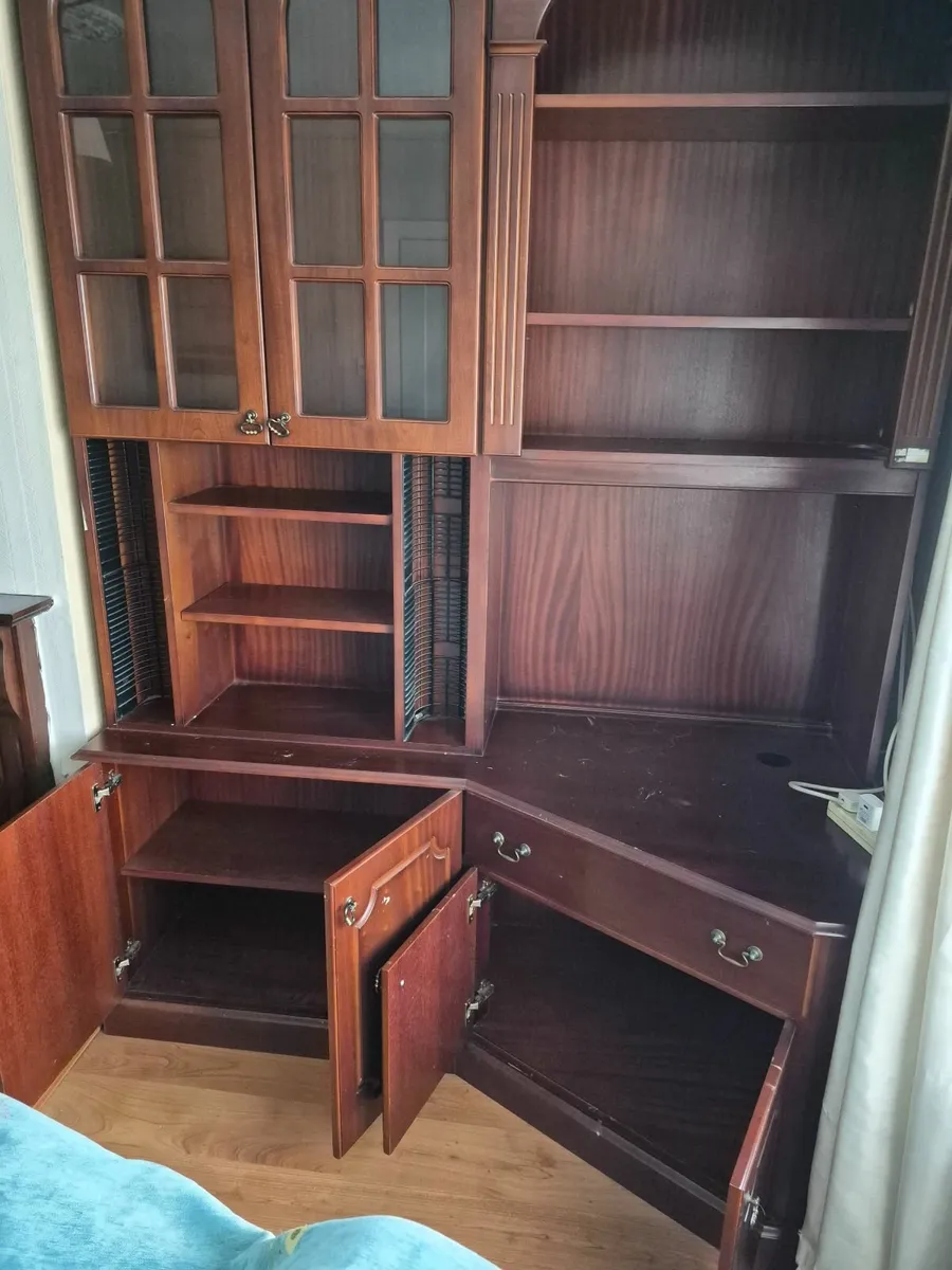 Mahogany  cabinet - Image 4