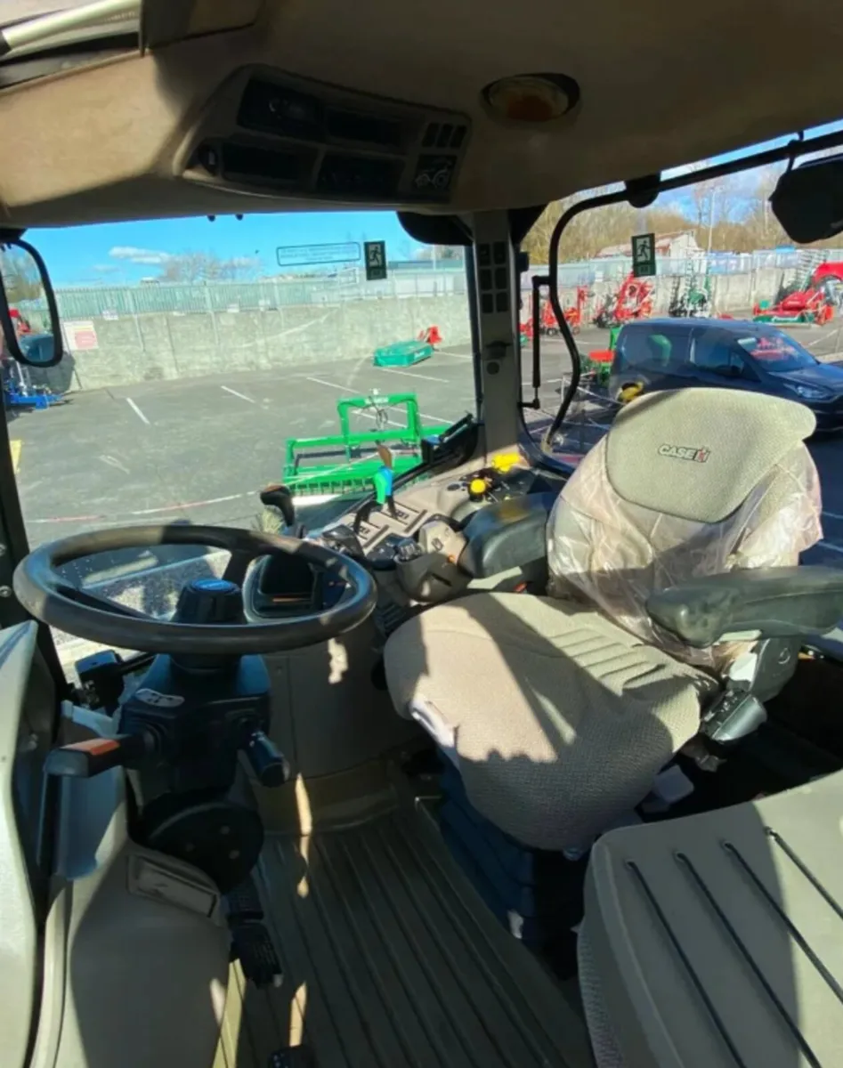 Case IH Maxxum 115 - Image 4