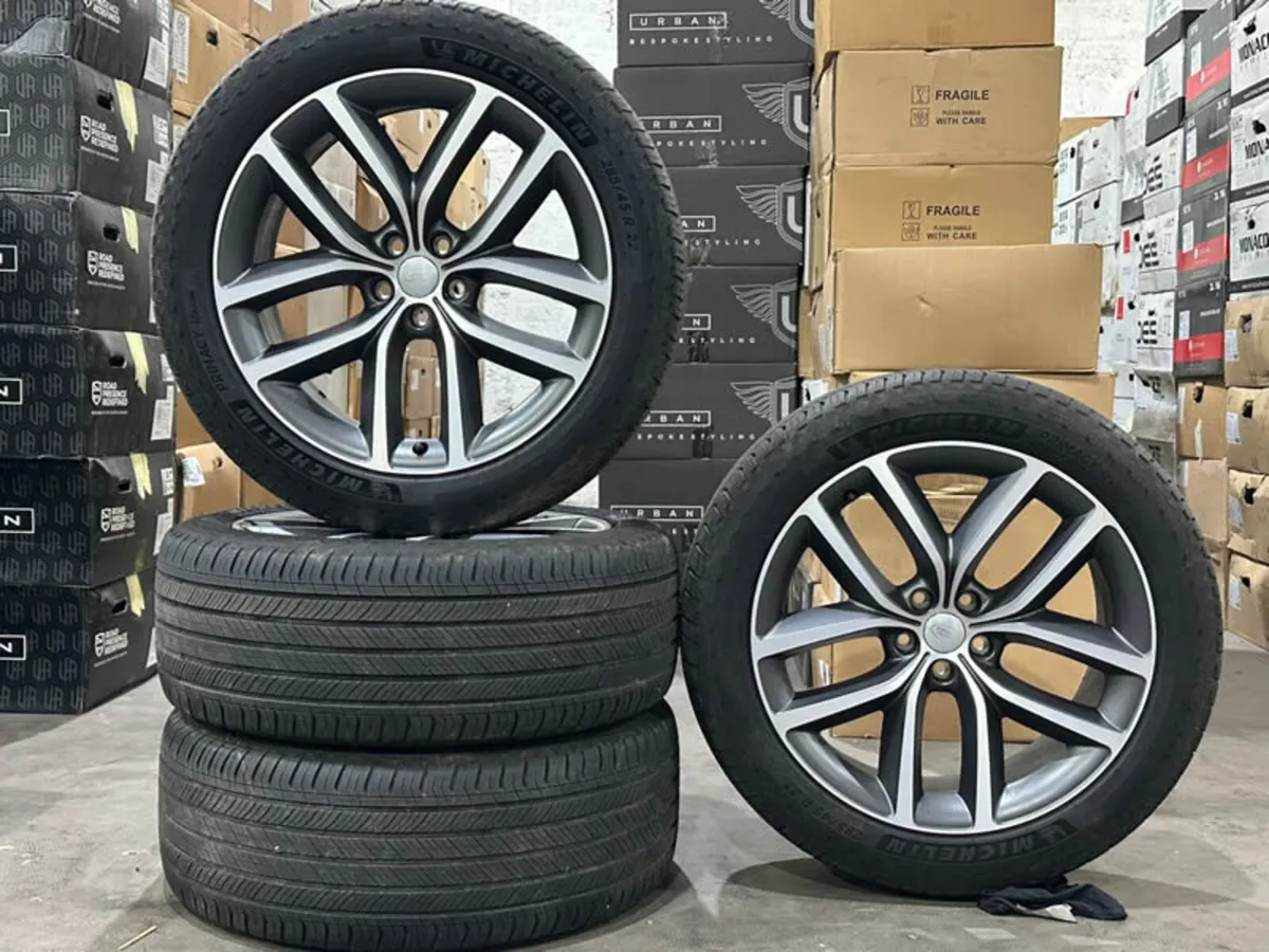22" Genuine RANGE ROVER SPORT STYLE 5127 Alloys - Image 1