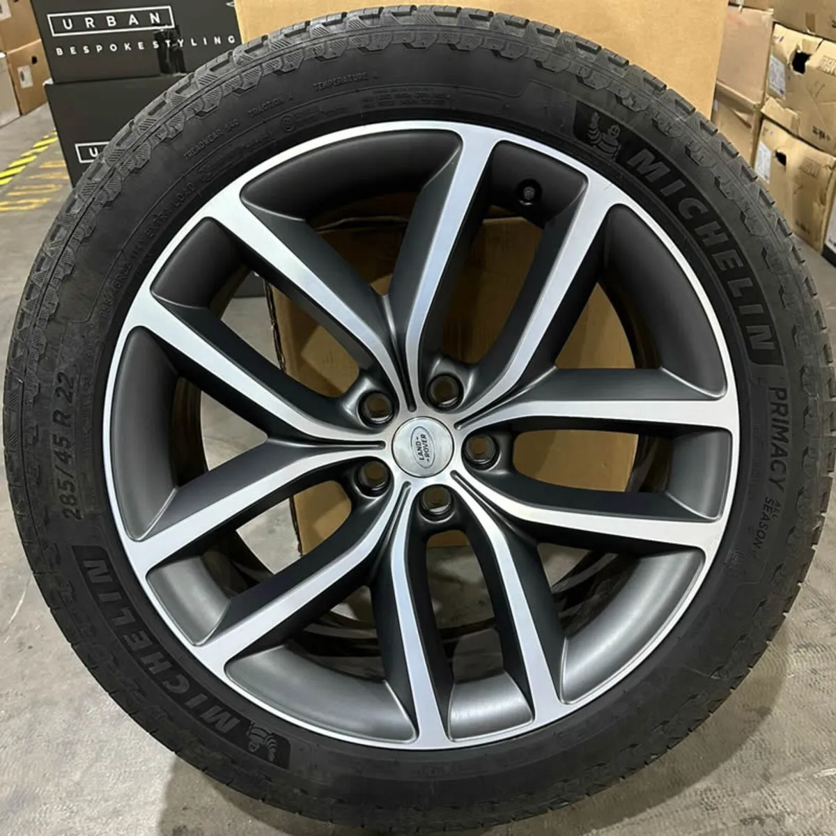 22" Genuine RANGE ROVER SPORT STYLE 5127 Alloys - Image 2