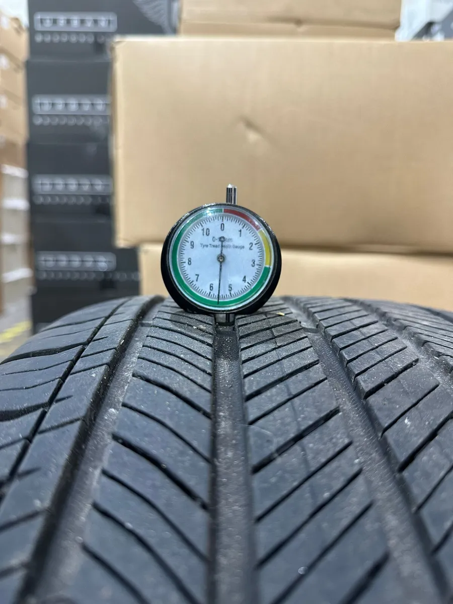 22" Genuine RANGE ROVER SPORT STYLE 5127 Alloys - Image 3