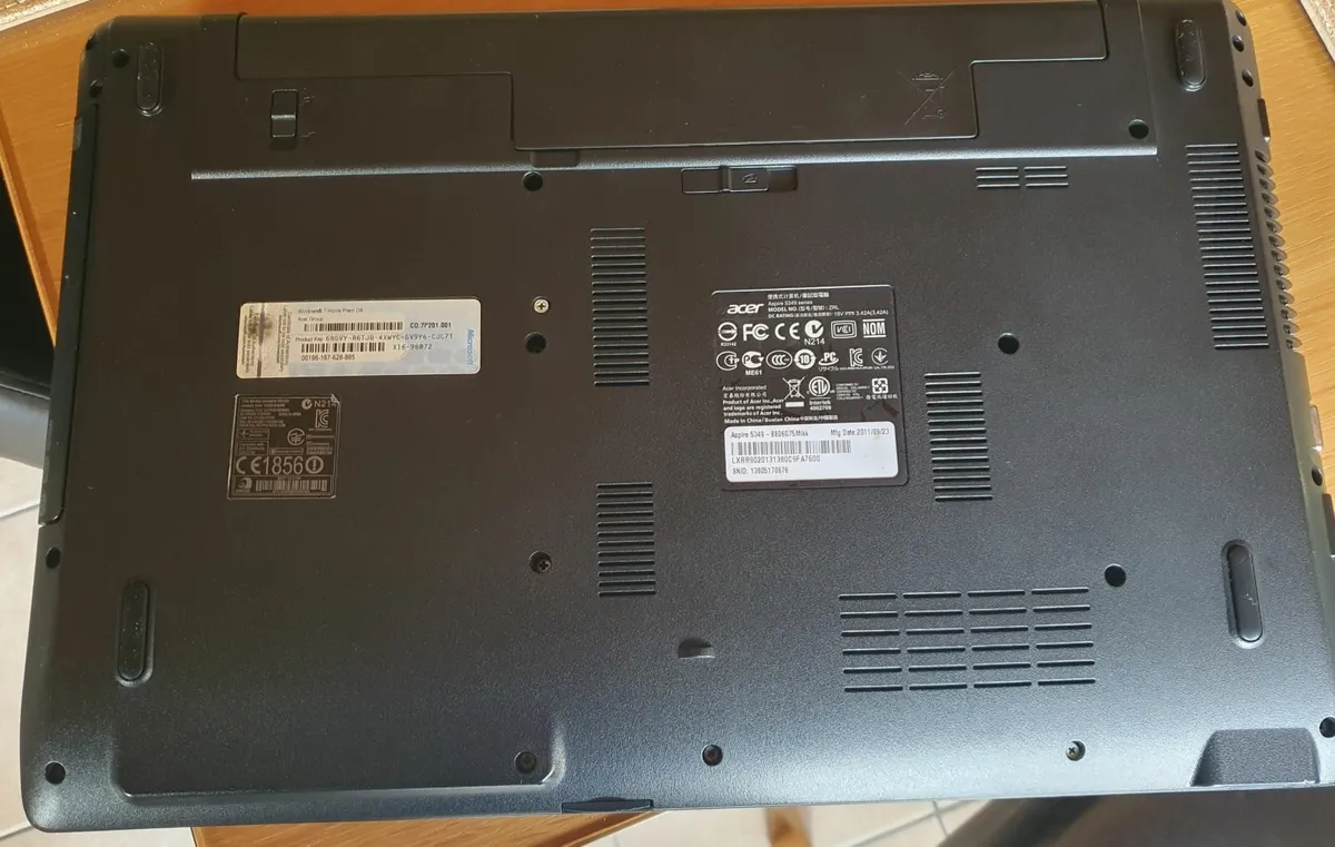 Acer Laptop - Image 3