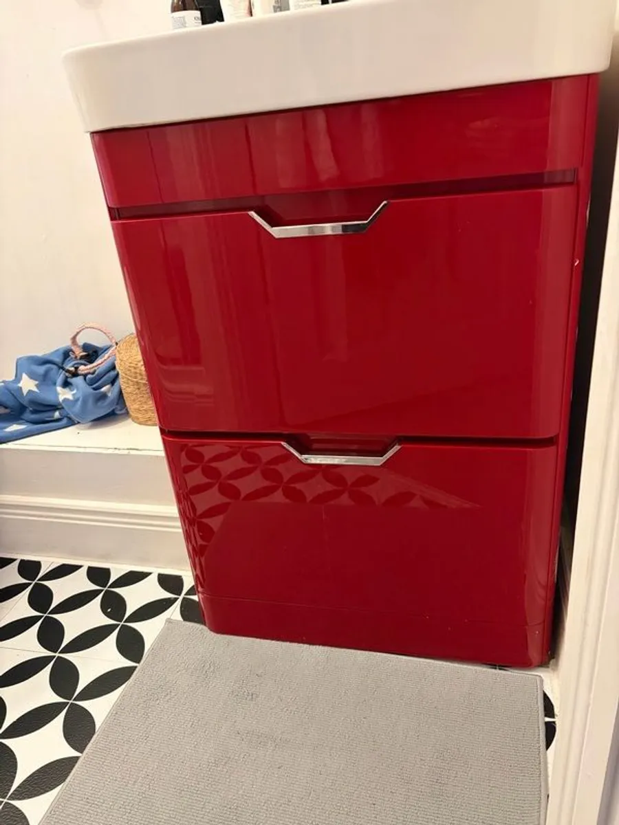 Bathroom Vanity - Image 1