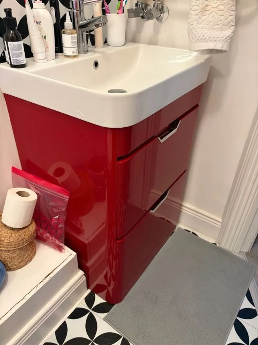 Bathroom Vanity - Image 2