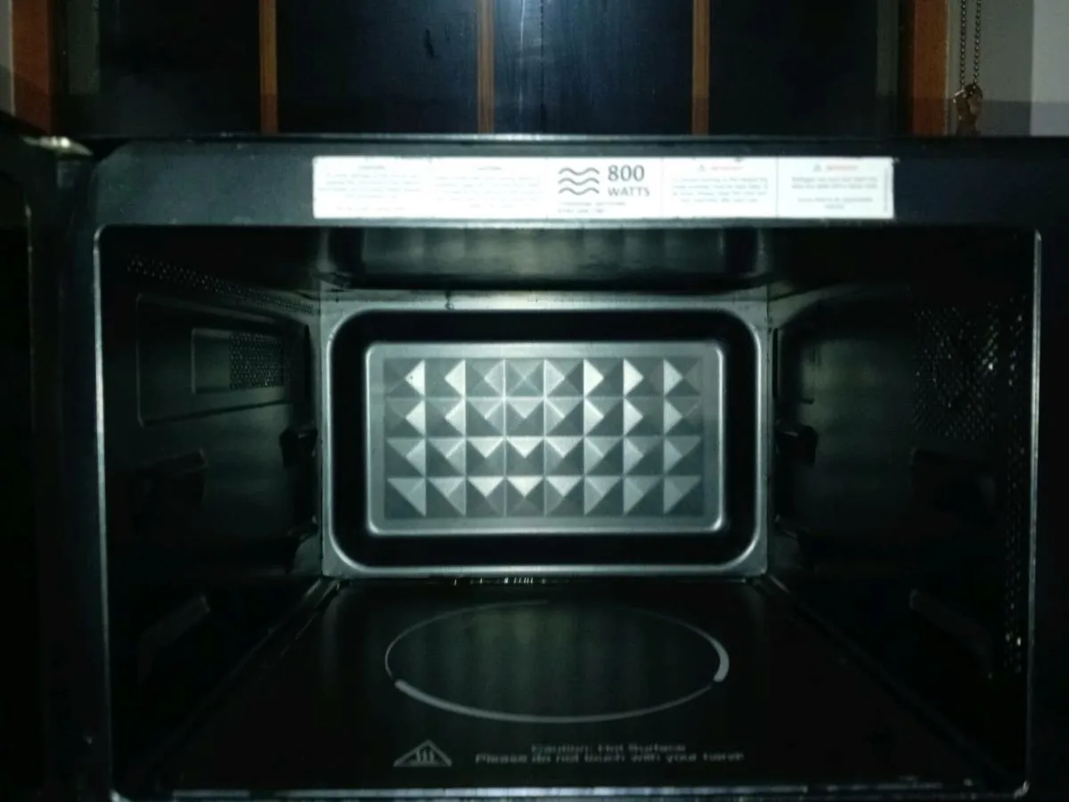 Microwave 23 Litre Russell Hobbs Excellent - Image 4