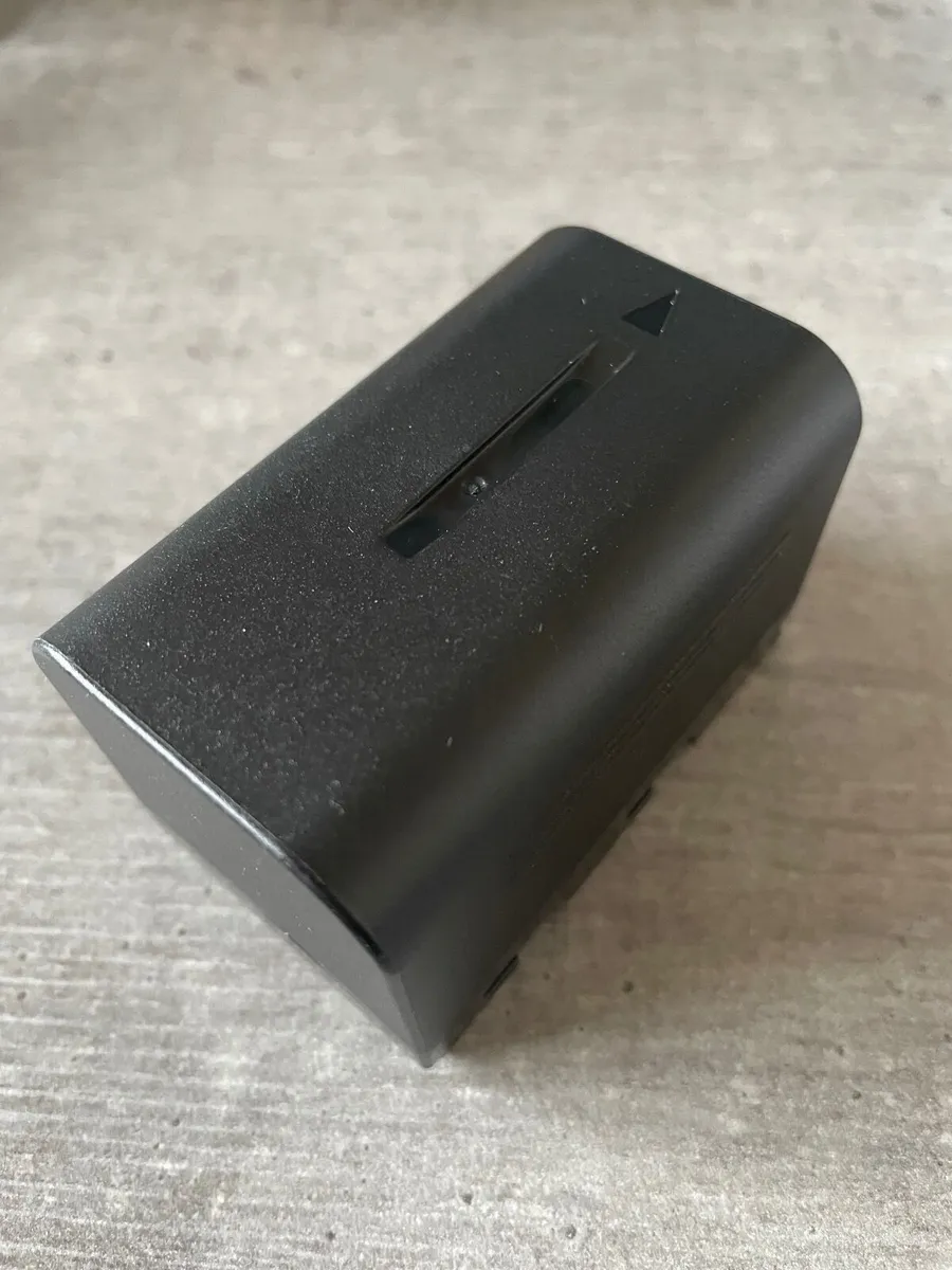 Camera Batteries - Image 3