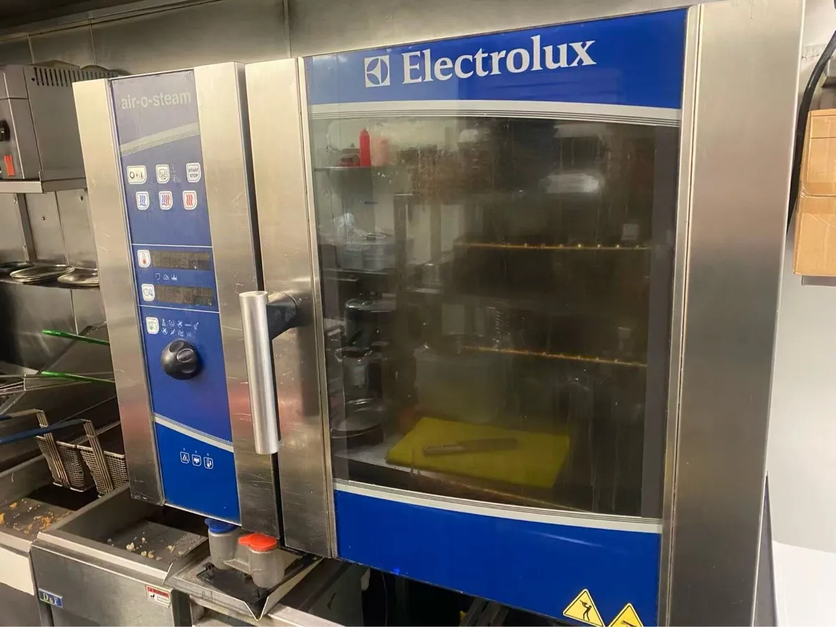 Combi Oven - Image 1