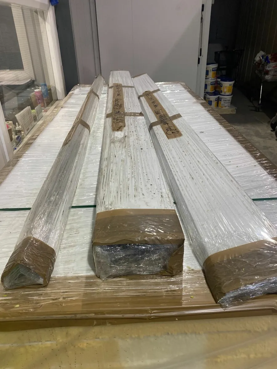 MODULAR ROOM WITH SLIDING FRIDGE DOOR - Image 4