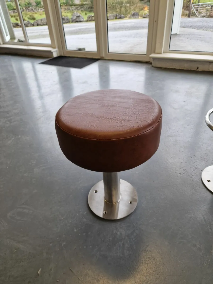 Stainless steel stools - Image 2