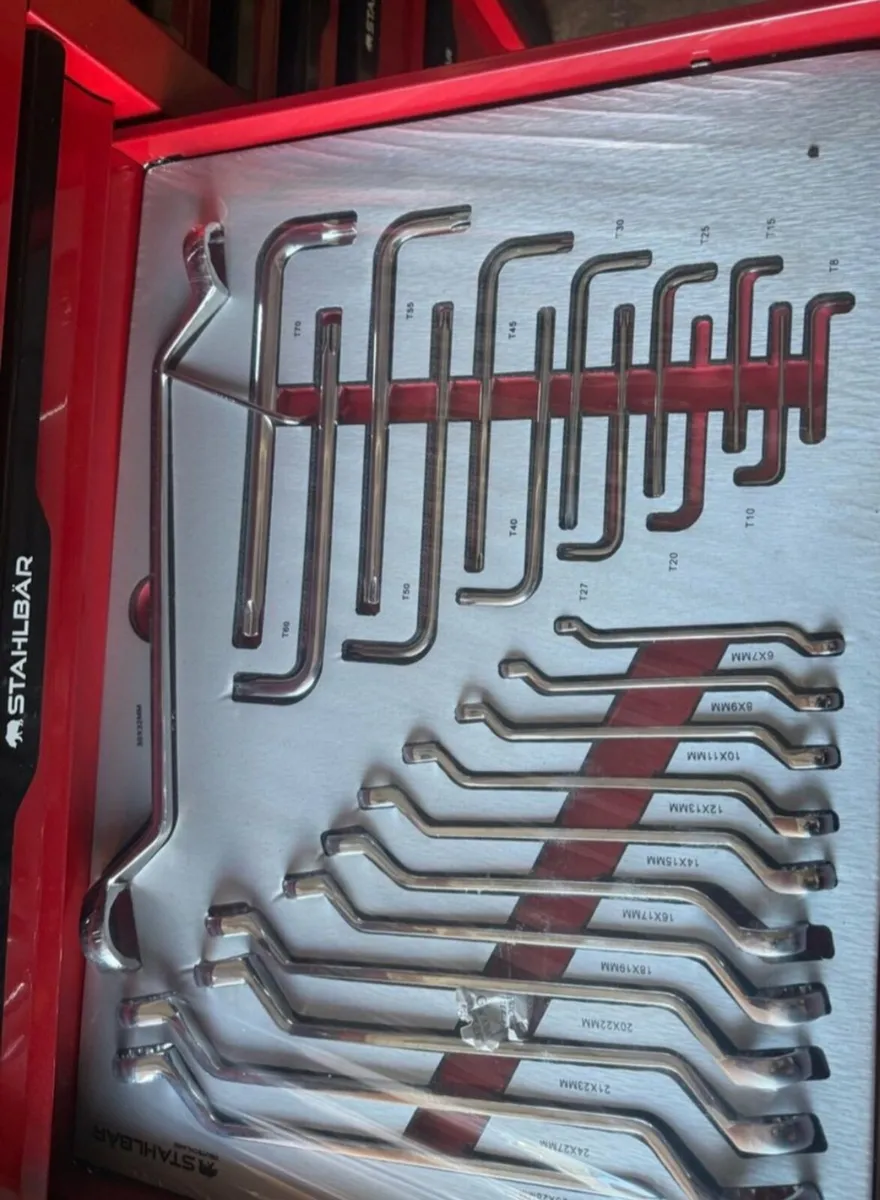 Tool box 13drawer 10 full - Image 4