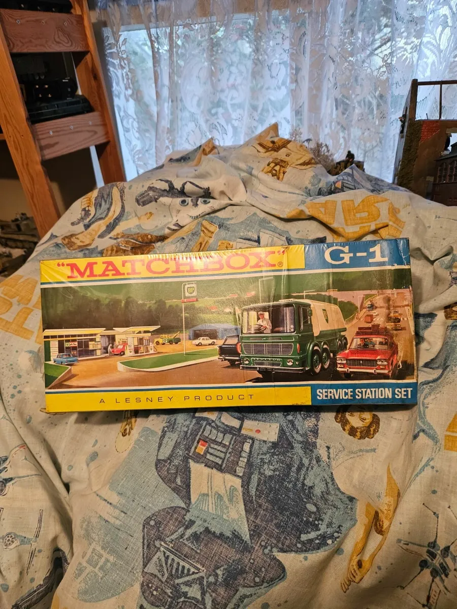 Matchbox Lesney Garage - Image 4