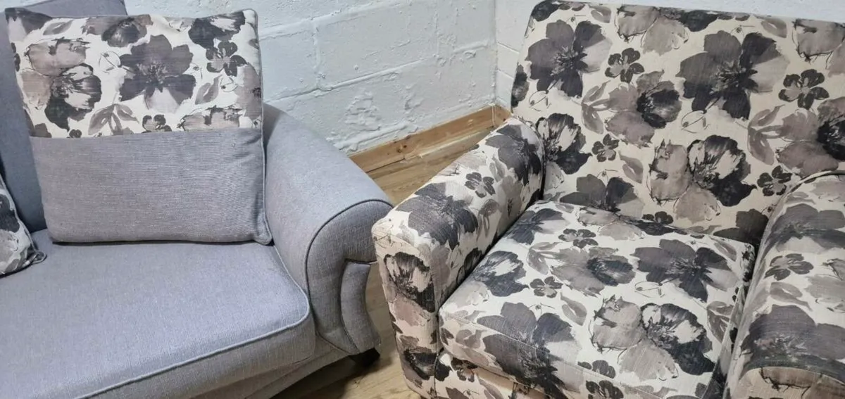 DFS 3&1 ,Dublin Delivery - Image 2