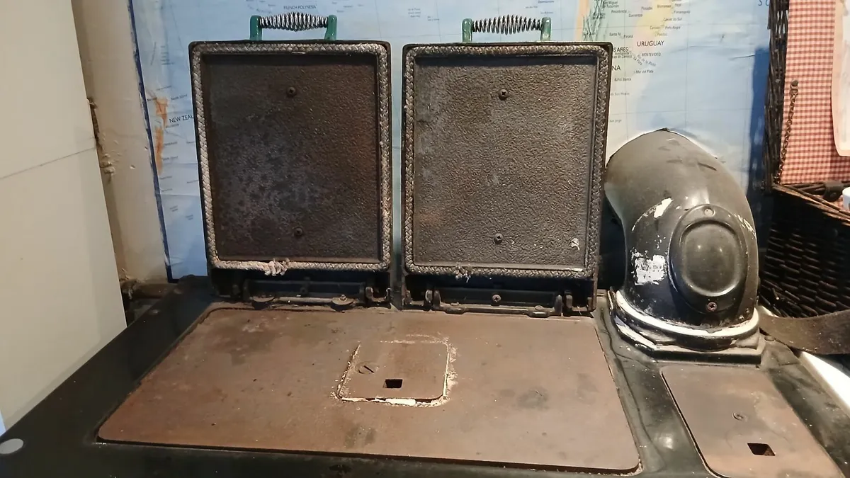 Waterford Stanley Stove - Image 3