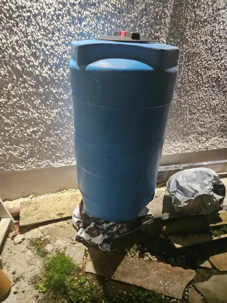 Water tank - Image 3