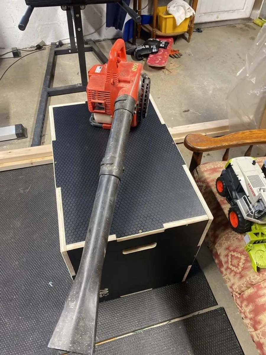 Leaf blower - Image 2