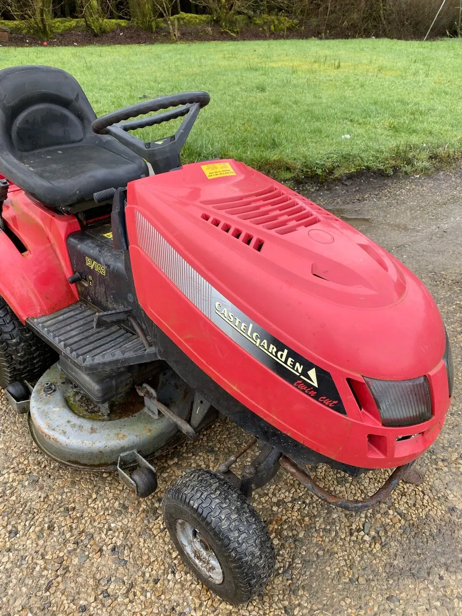 Ride on mower - Image 2