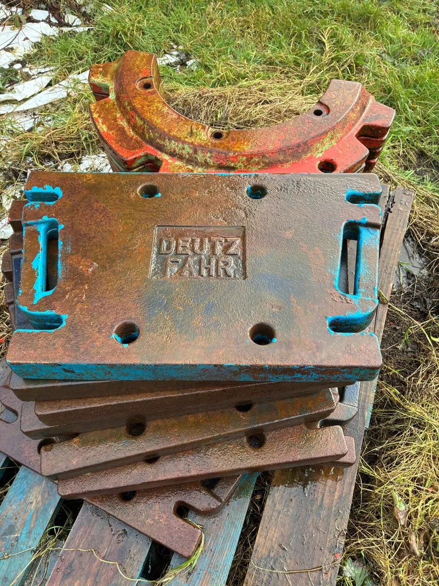 Stocks clamps and weights - Image 3