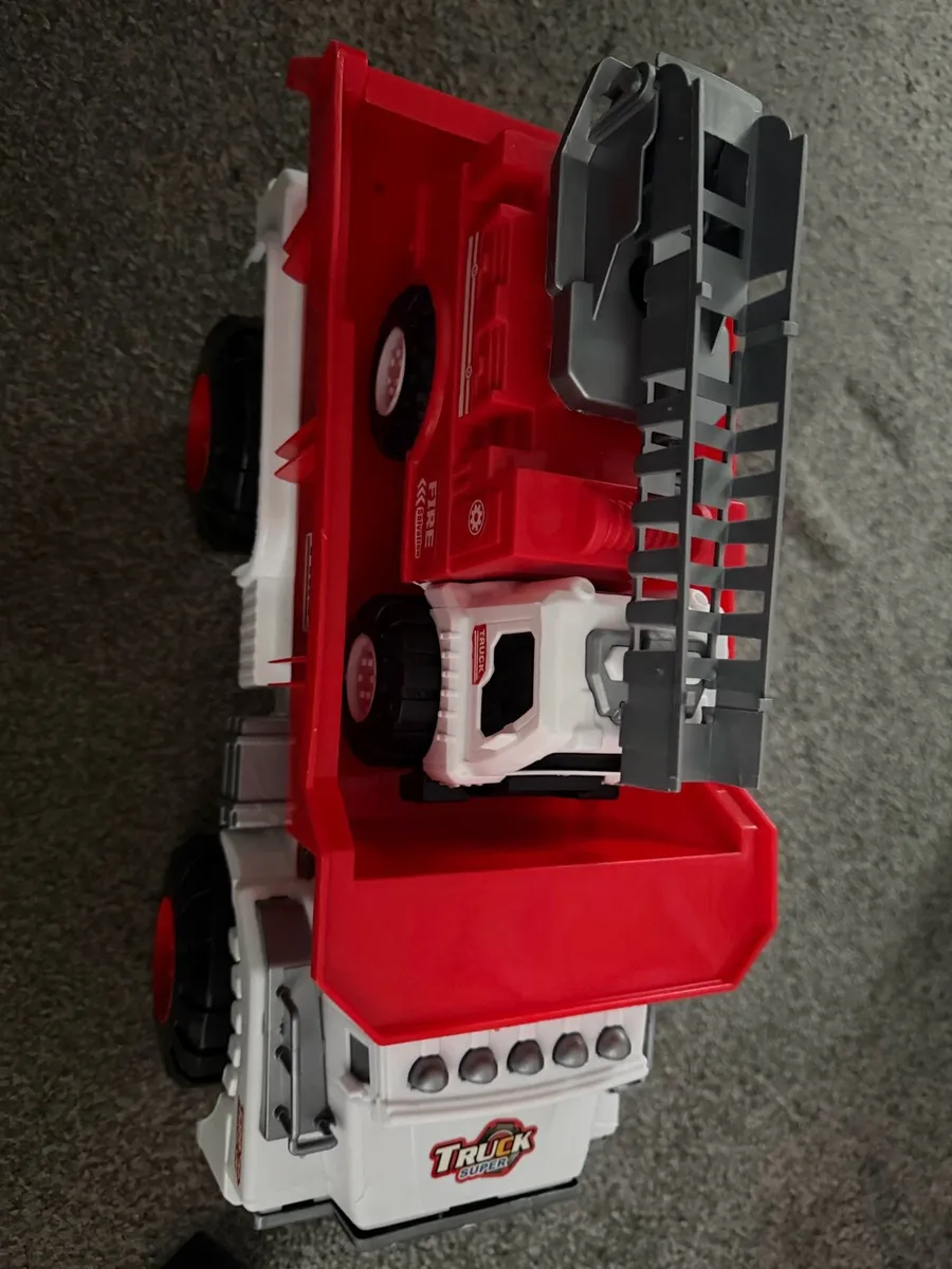 Dump truck - Image 1