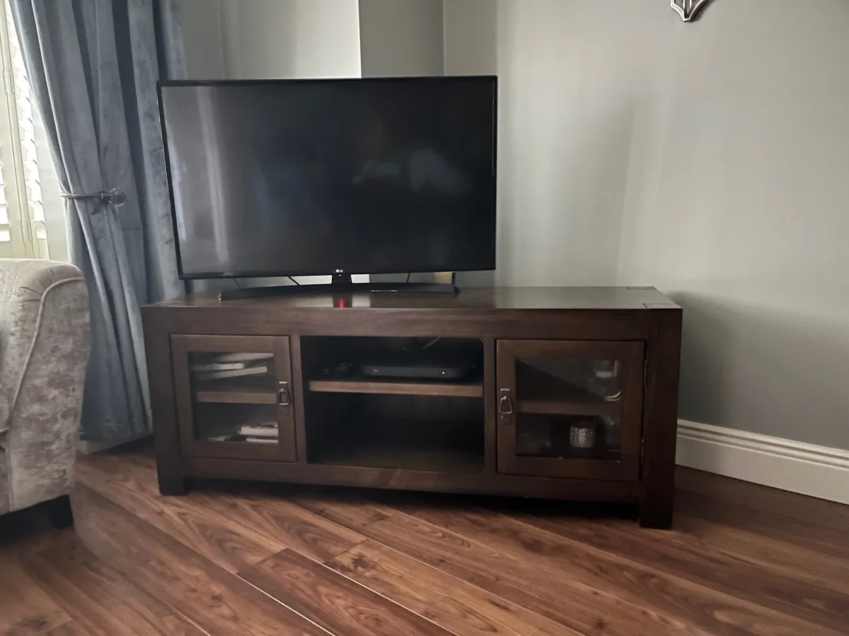 TV unit in perfect condition - Image 2