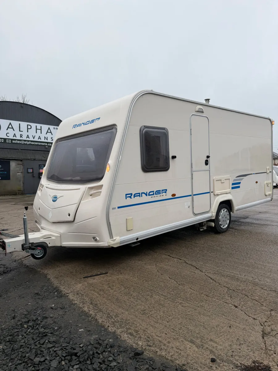 ⭐️2010 Bailey Ranger 460-4 motor mover & awning ⭐️ - Image 1