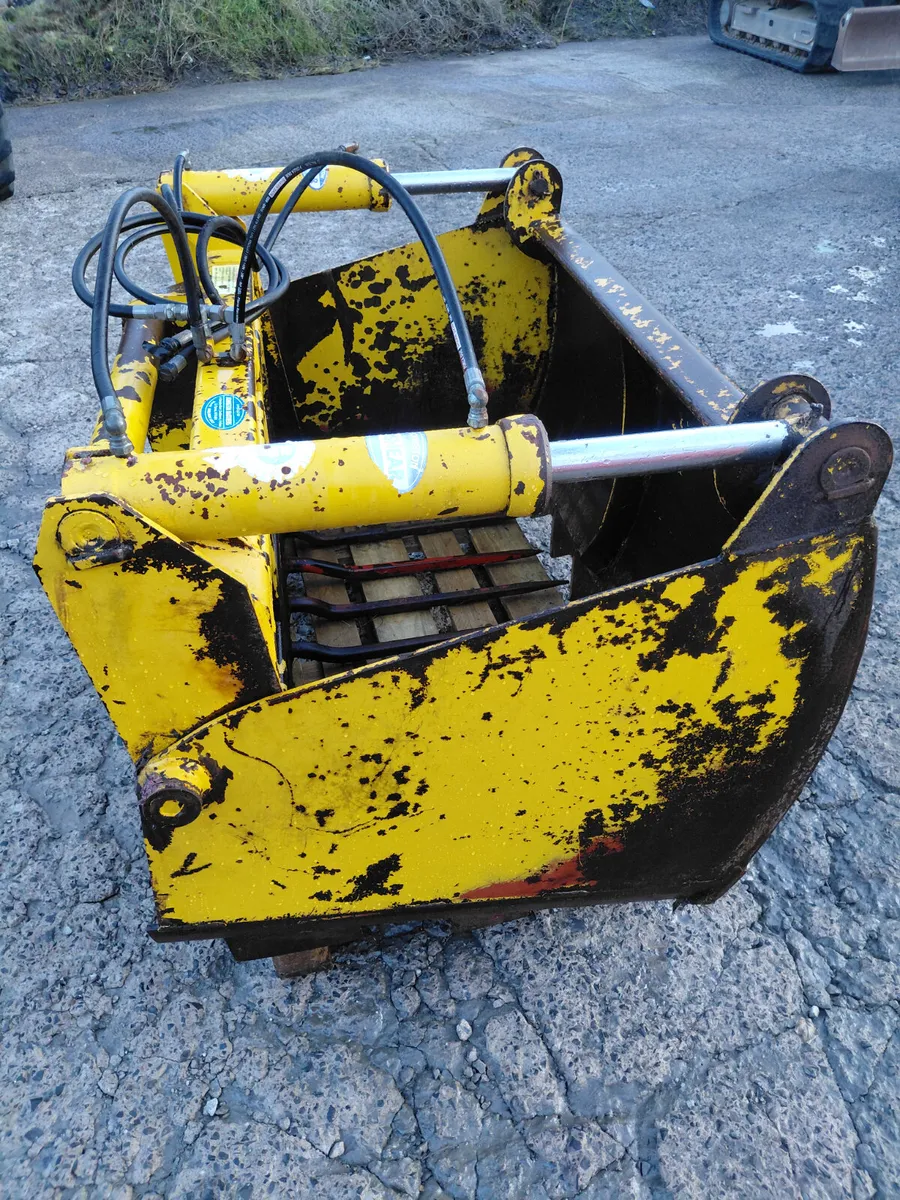 Johnston sheargrab Manitou Brackets - Image 4