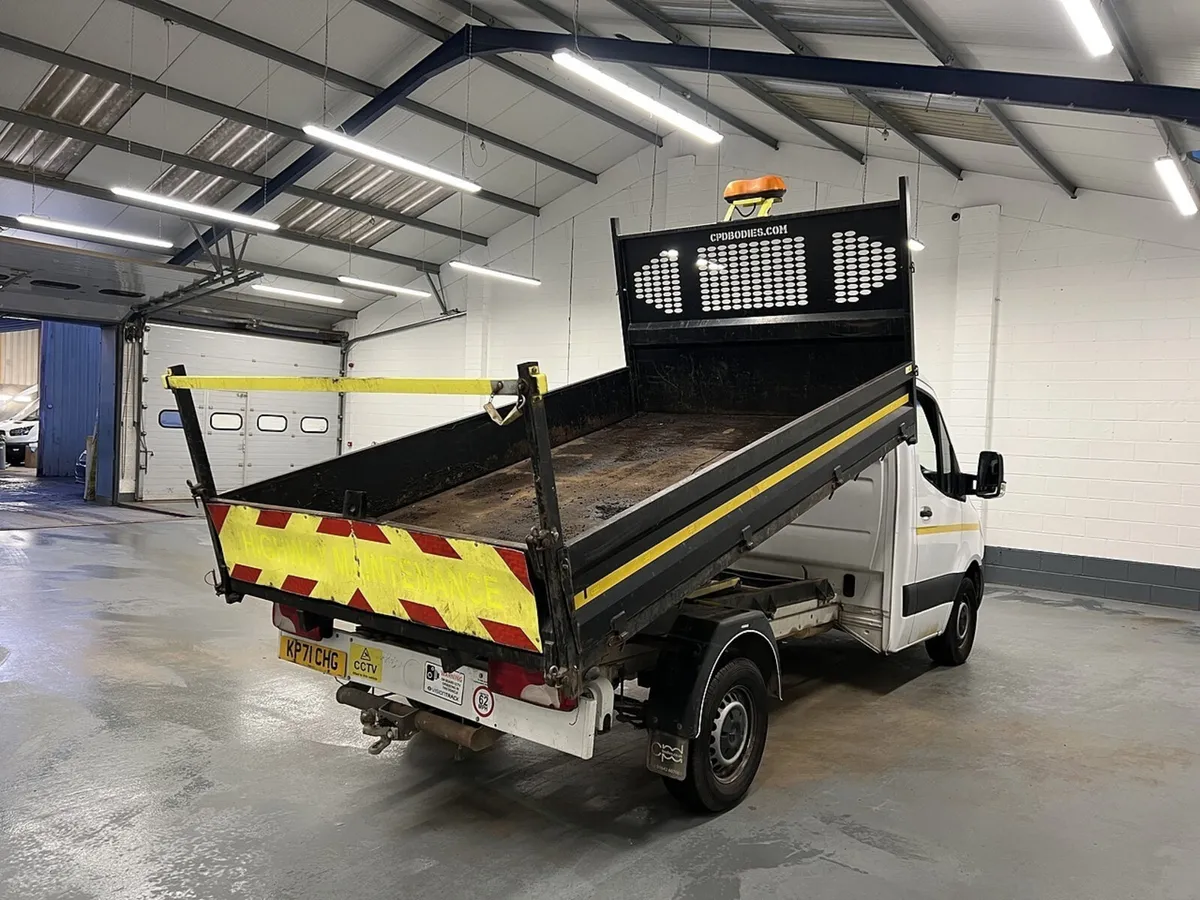 2021 Mercedes-Benz Sprinter Tipper Van - Image 3