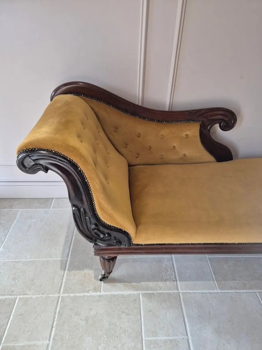Late Victorian Mahogany Chaise Lounge - Image 2