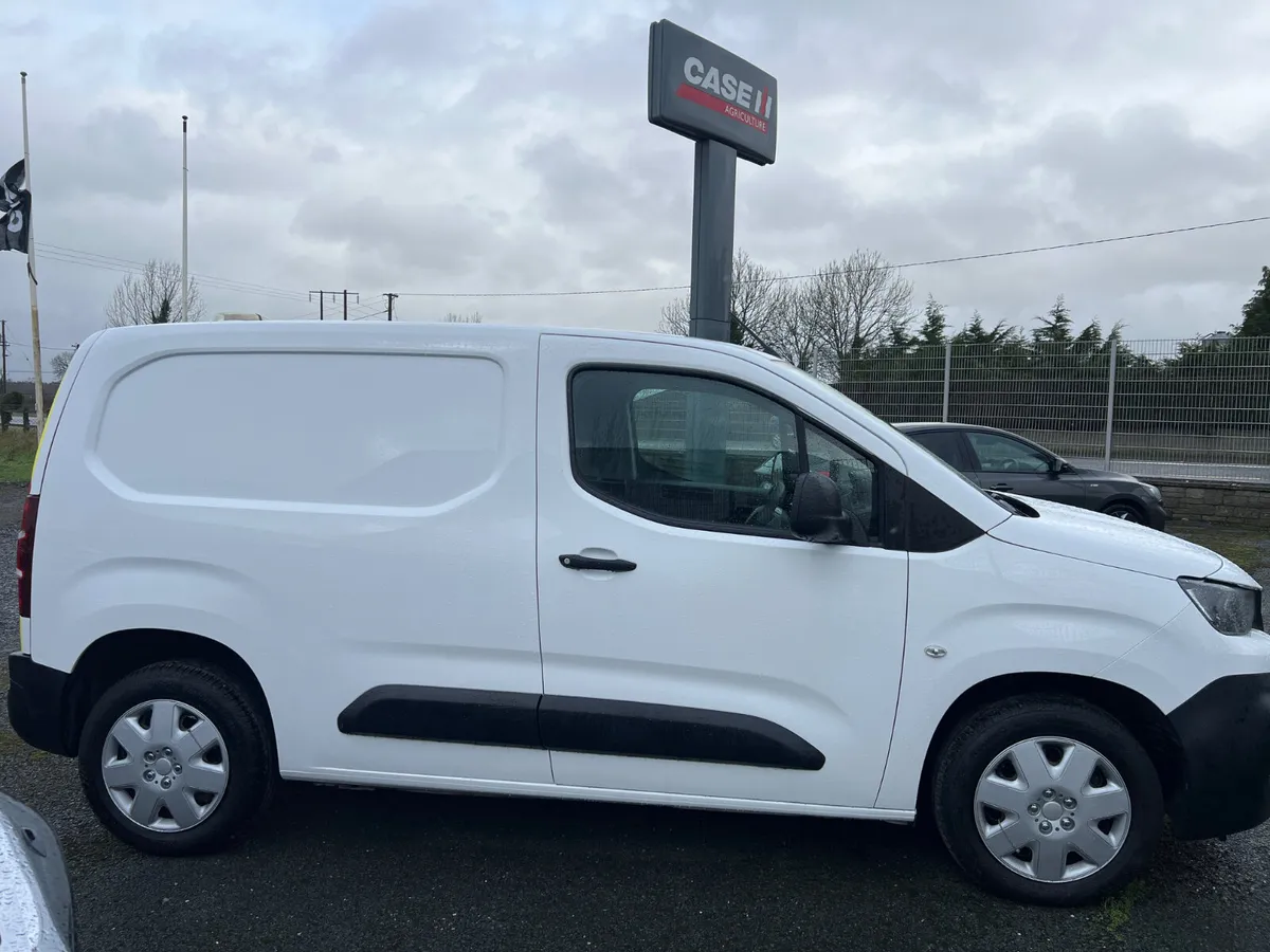 Peugeot Partner 2020 € 11000 +vat - Image 4
