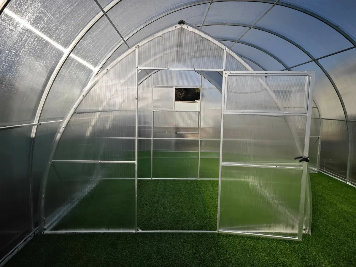 PREMIUM TITAN Polycarbonate greenhouse - Image 1