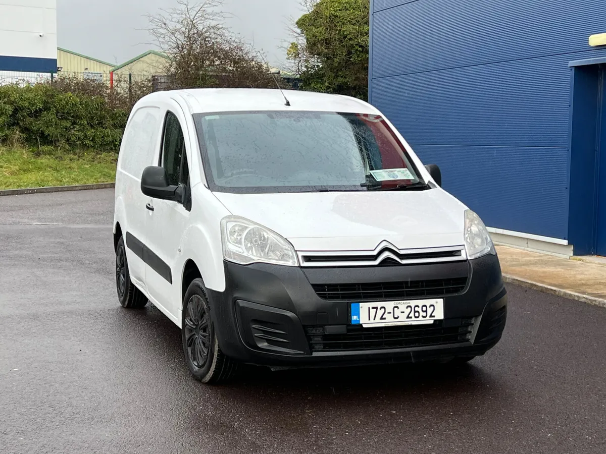 Citroen Berlingo 2017 VAT Receipt 1 owner - Image 1
