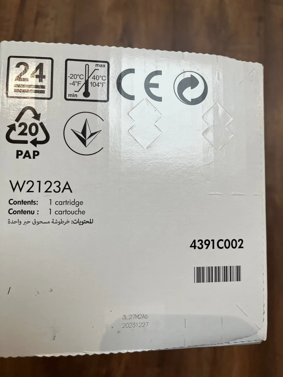 HP Original 415A (W2033A) Magenta Toner Cartridge - Image 2