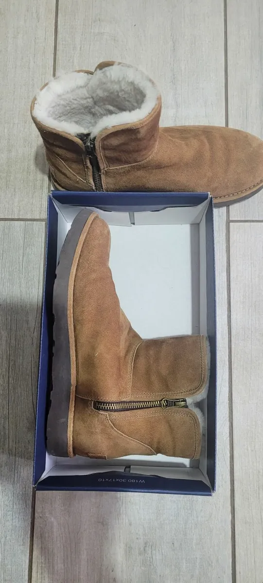 Ugg Boots - Image 4