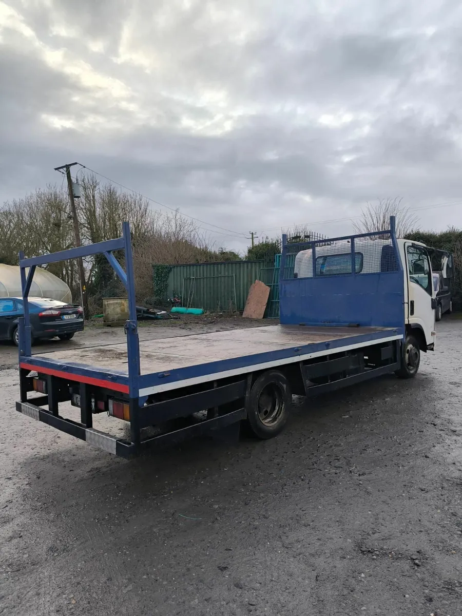 Isuzu Other 2010 - Image 3