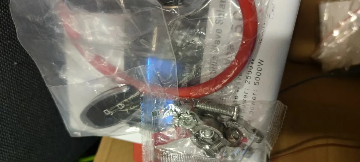 Pure sine wave inverter  2500W peak 5000 - Image 3