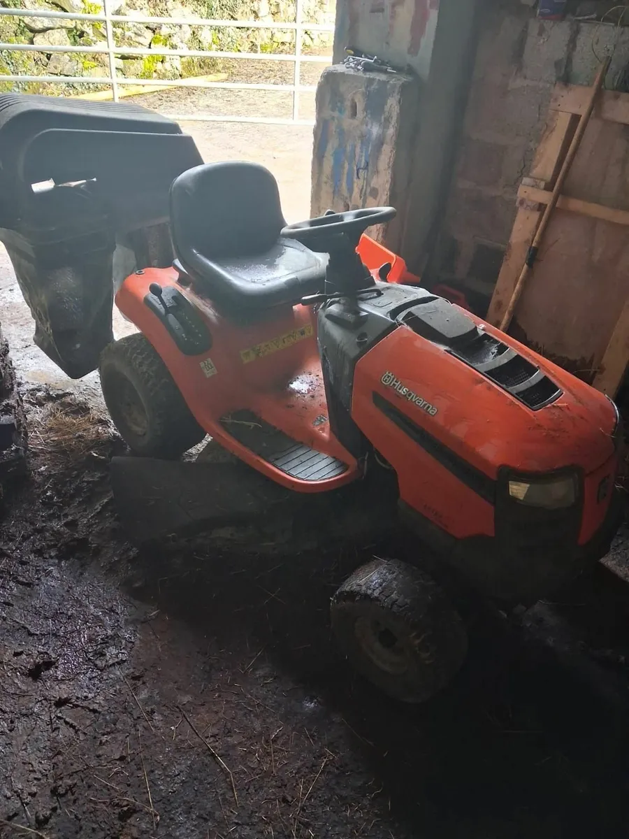 Husqvarna 15 HP Ride on mower - Image 2