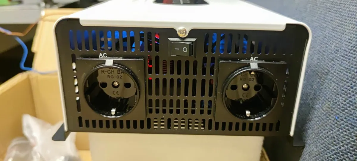 Pure sine wave inverter  2500W peak 5000 - Image 4