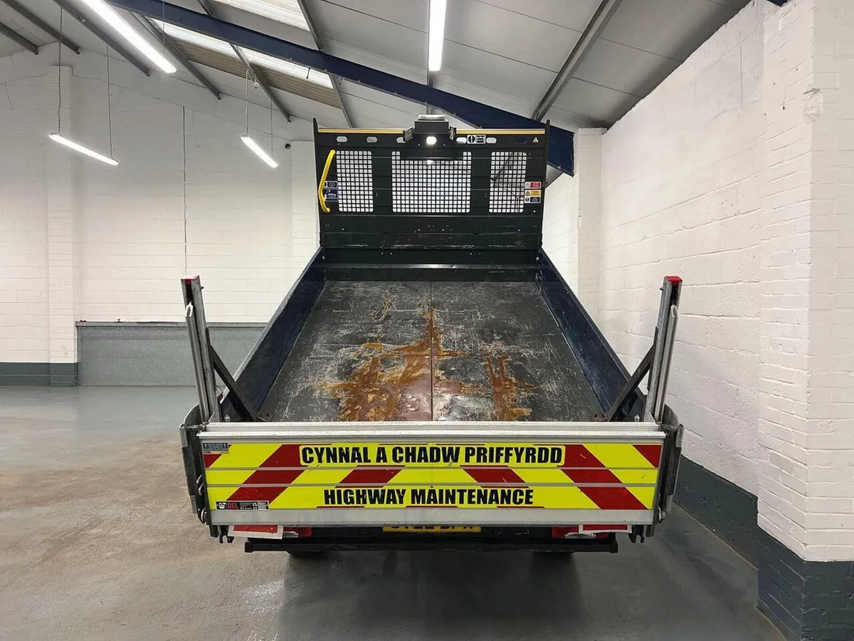 2022 Iveco Daily Tipper Van - Image 1