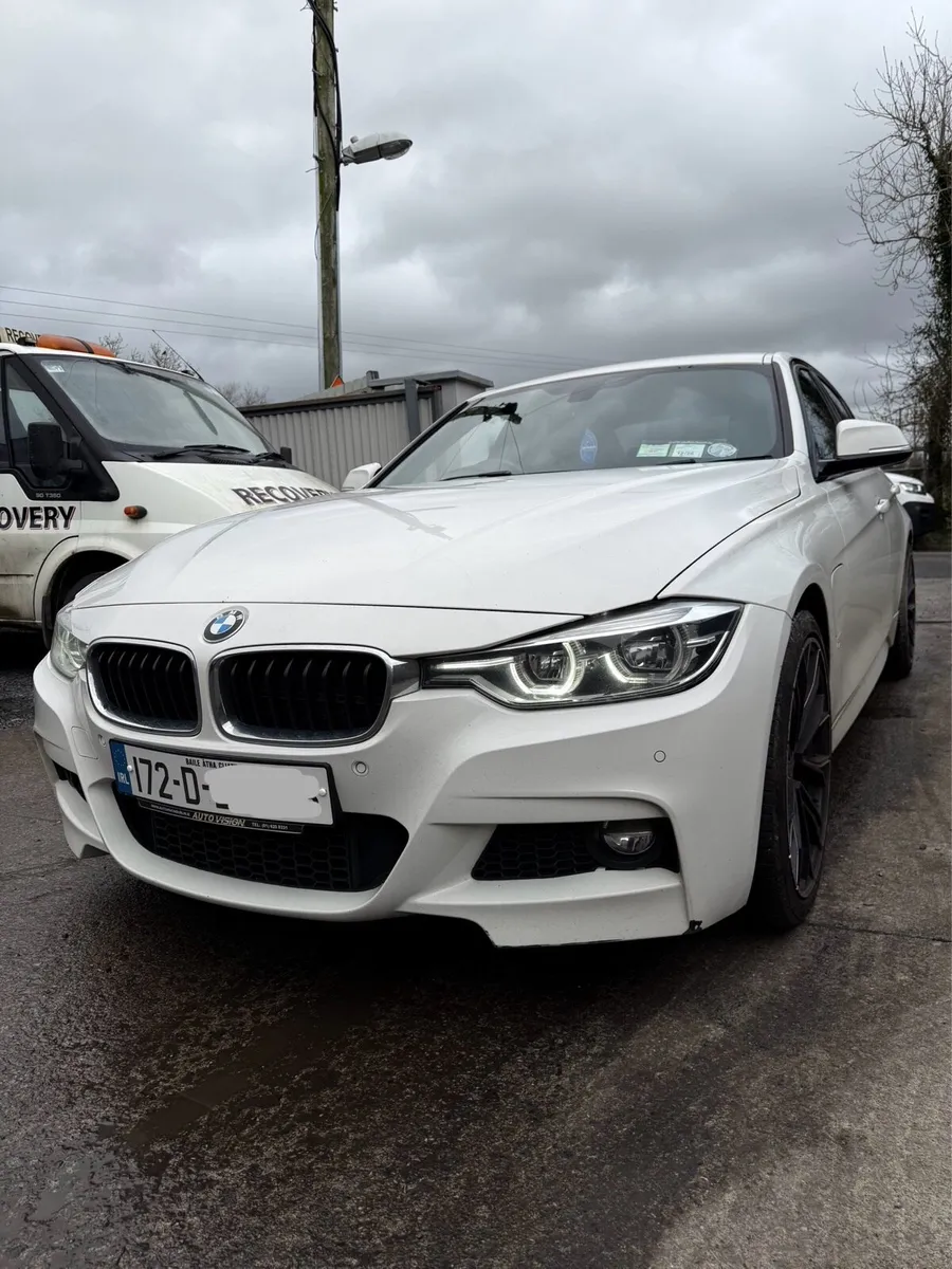 BMW 330e M-sport damaged - Image 2