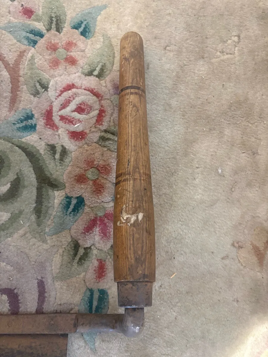 Antique hand forged sickle with wooden handle - Image 2