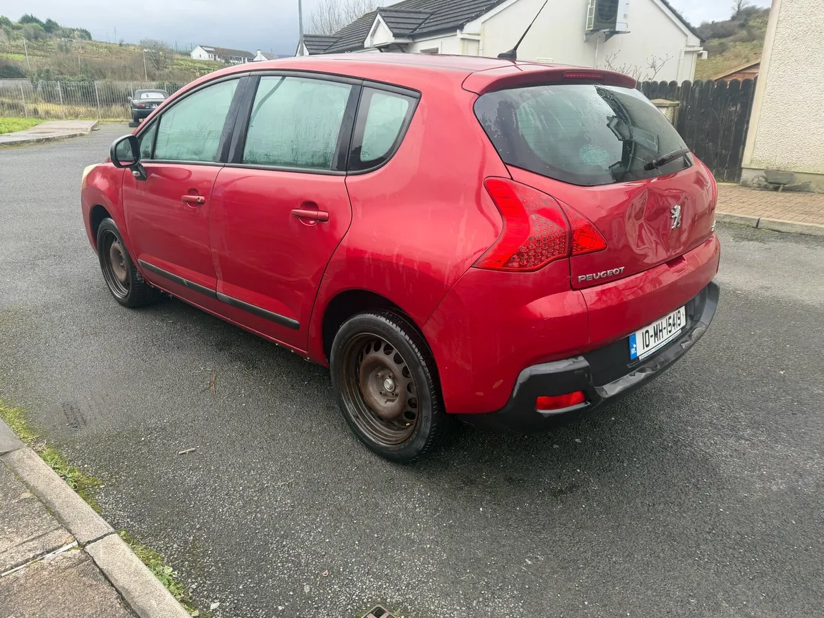 Peugeot 3008 for breaking 1.6hdi semi auto - Image 4